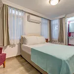 Nefes Ayvalı