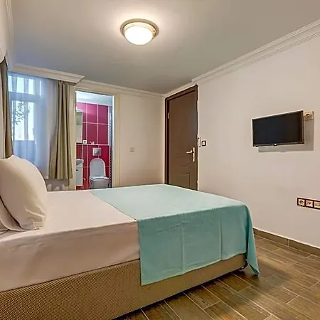 Nefes Ayvalı